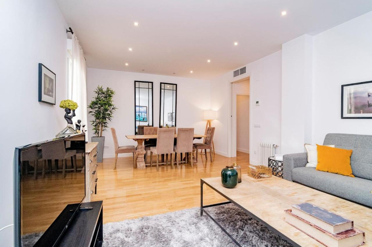 Juan Bravo Suites Madrid Exteriör bild