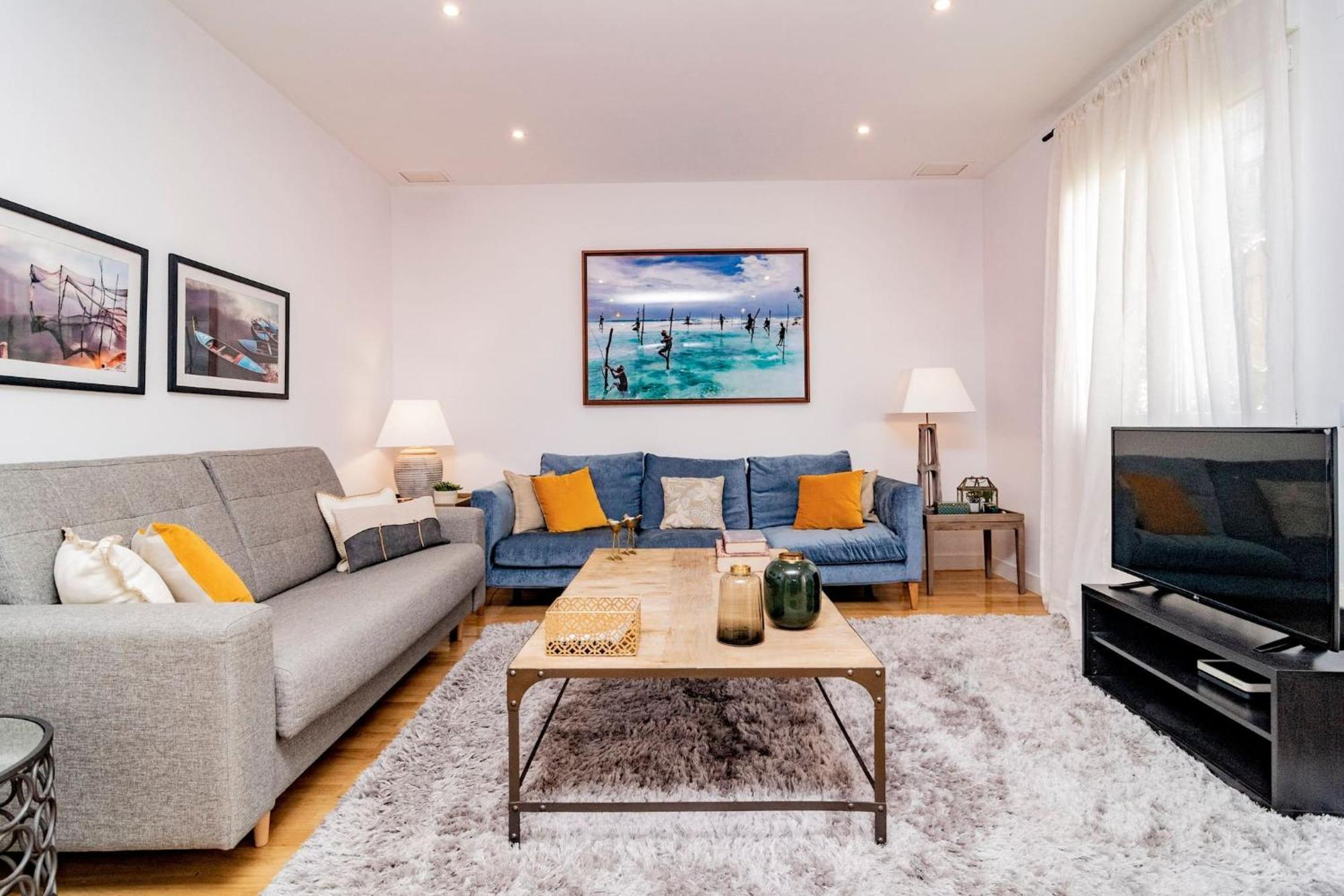 Juan Bravo Suites Madrid Exteriör bild
